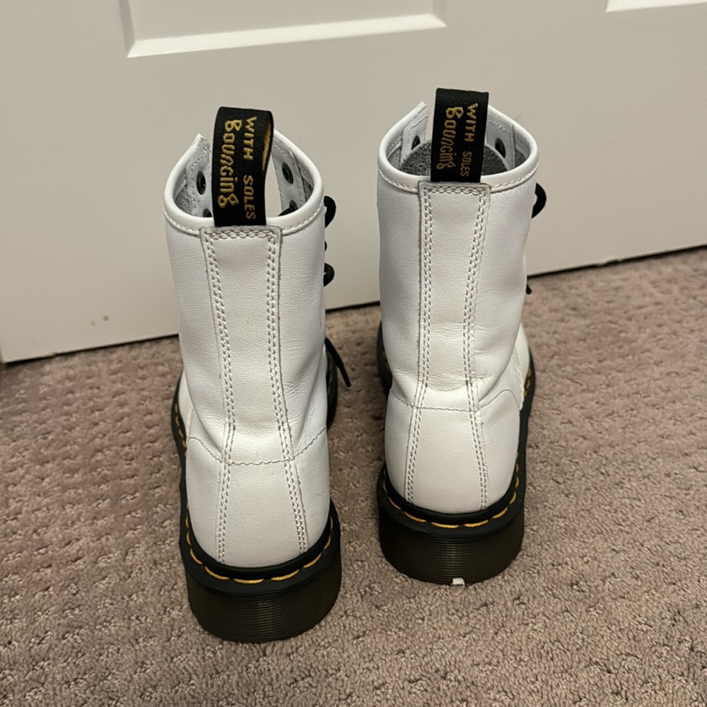 Dr. Martens 1460 women’s size 7 - Picture 4 of 5